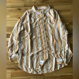 Oversized yellow and white striped American Eagle shirt